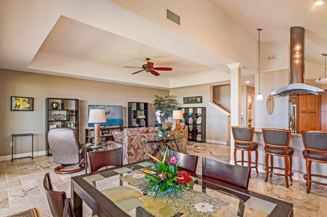 Building Photo - 3-bedroom, 2.5-bath unit | Kai Malu