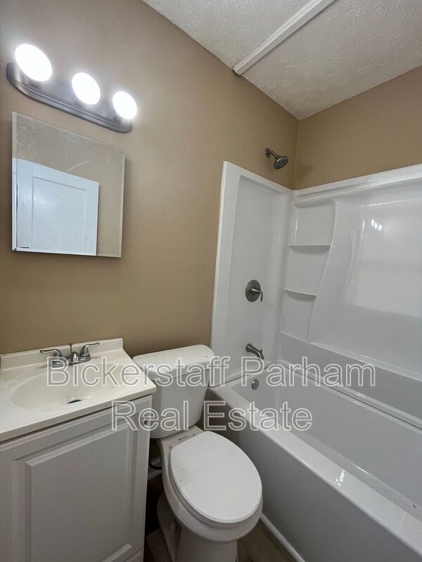 Building Photo - 39 Muscogee Dr