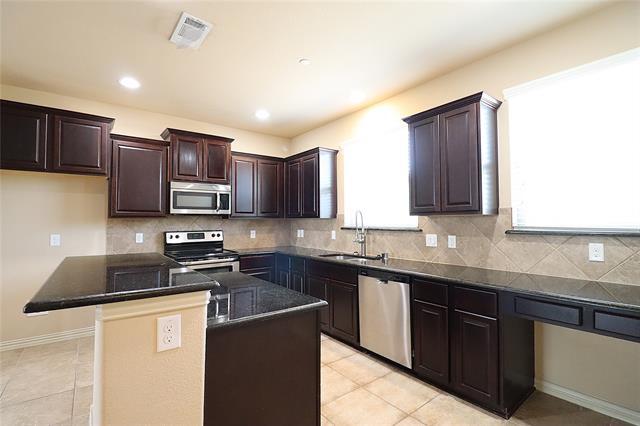 Building Photo - 2155 Mcparland Ct