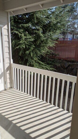 Building Photo - 1101 Bonneville Ave