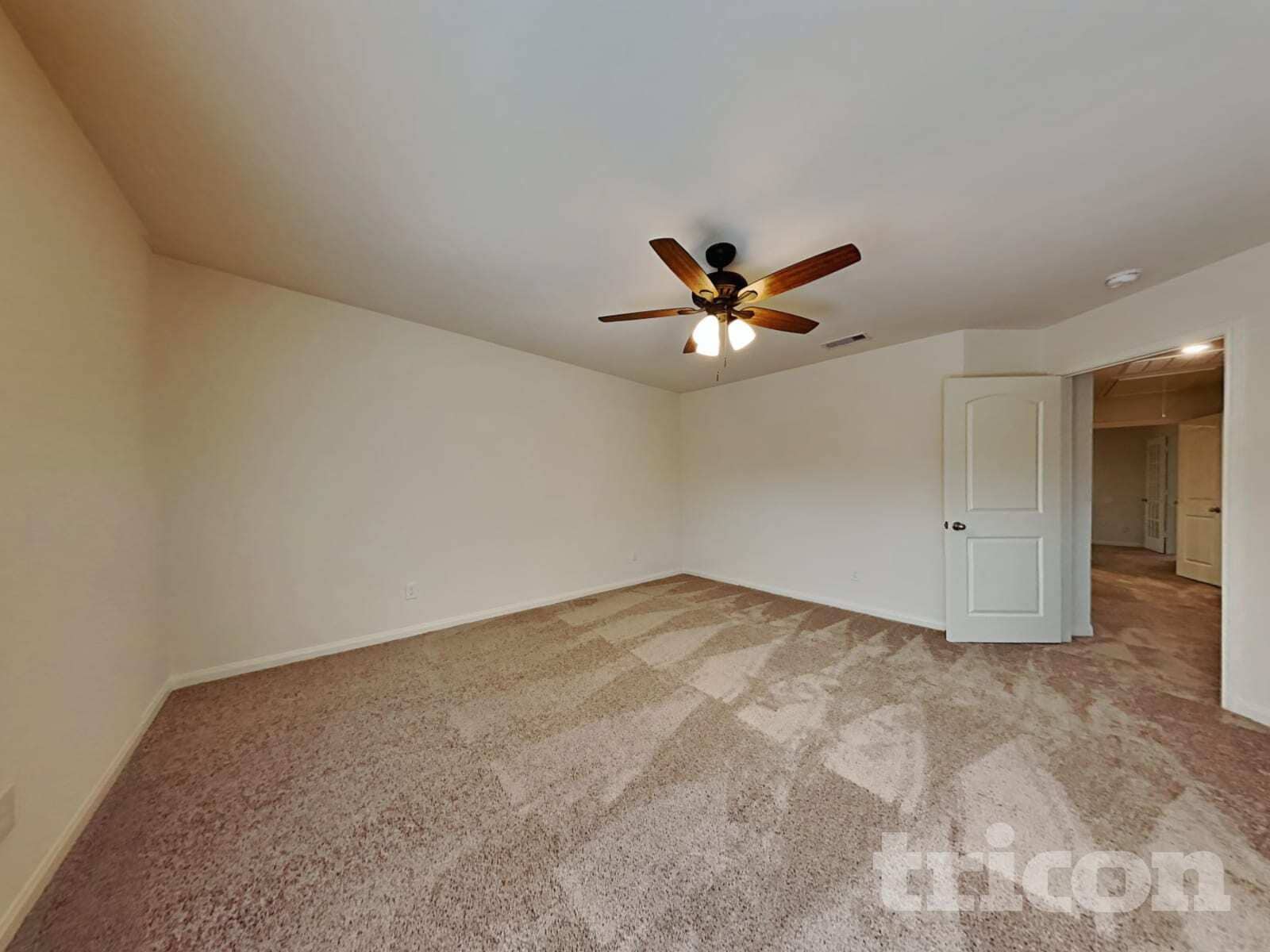 Building Photo - 23048 Shakespeare Dr