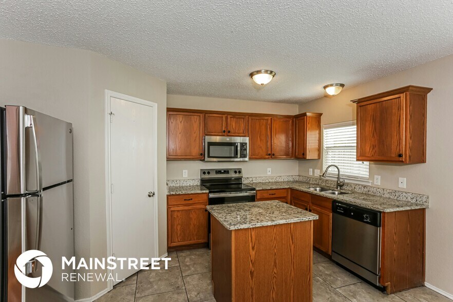 Building Photo - 1902 Purdue Dr