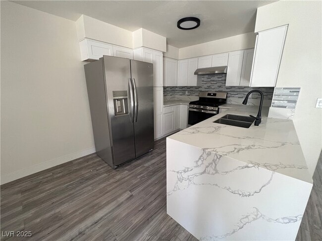 Building Photo - 2805 Willow Wind