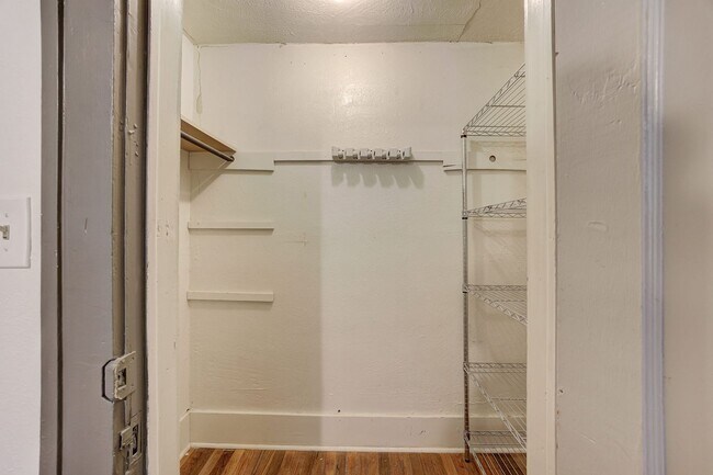 Building Photo - Studio in Norman near OU!
