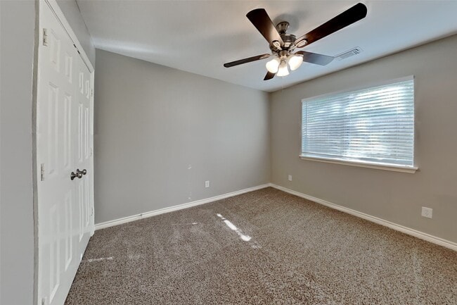 Building Photo - 6506 Garden Canyon Dr