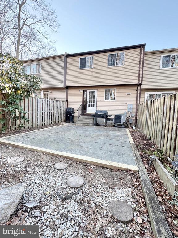 Building Photo - 8263 Burning Forest Ct