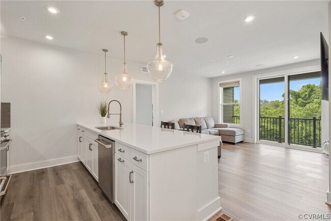 Building Photo - 5326 Old Main St