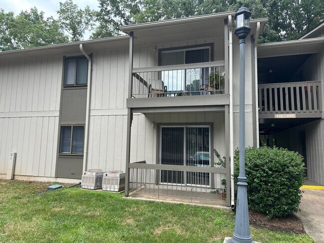 Building Photo - 2230-242E Sunderland Rd
