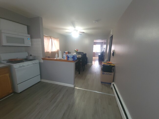 Building Photo - 4634 W 47th St