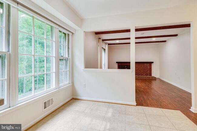 Building Photo - 4809 Tabard Pl