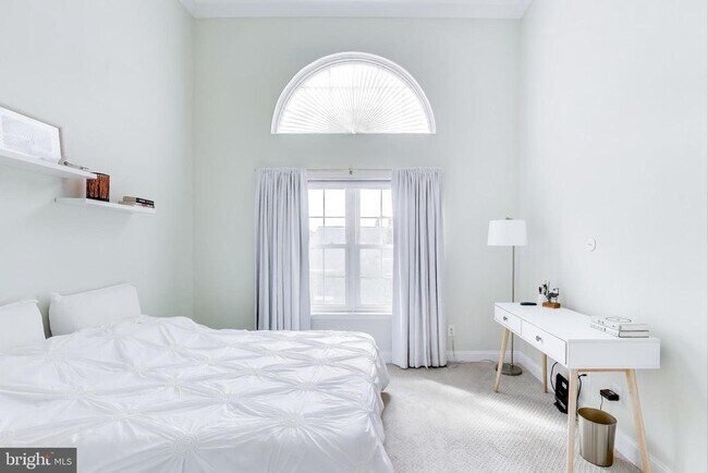 Building Photo - 3315 Wyndham Cir