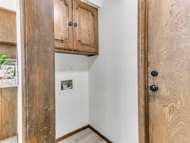 Building Photo - 103 Clador Dr