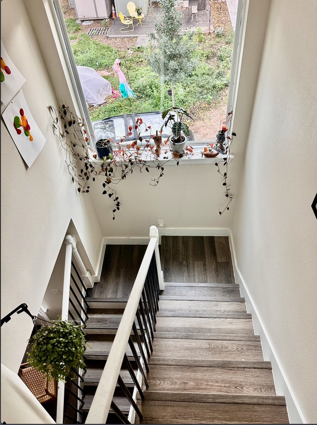 Building Photo - 4608 Gonzales St