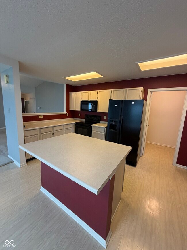 Building Photo - 14277 Orange Blossom Trail