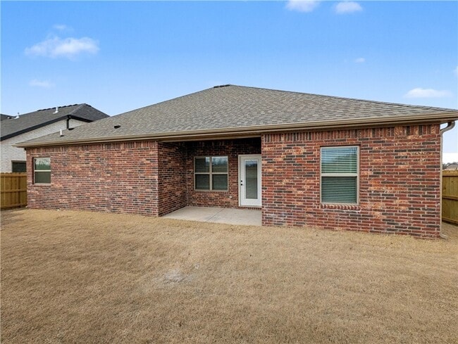 Building Photo - 6807 SW Basswood Ave