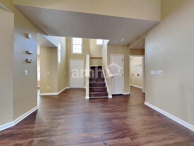 Building Photo - 505 Westminster Dr