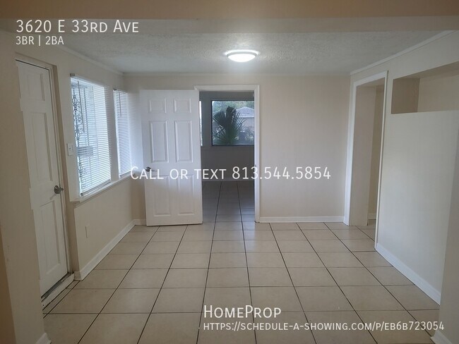 Building Photo - 3620 E 33rd Ave