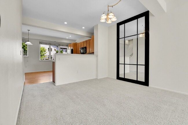 Building Photo - $2,300.00 - HALF OFF First Months' Rent - 2 Beds, 2 Baths, Condo in Littleton with Fireplace and ...