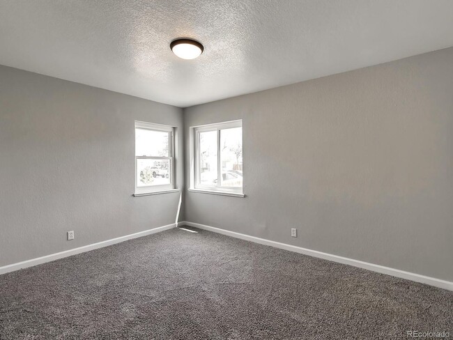 Building Photo - Fully renovated ranch style home near Ansc...