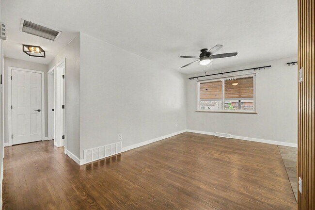 Building Photo - 6762 Harlan St