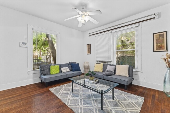 Building Photo - 2509 Whitney St