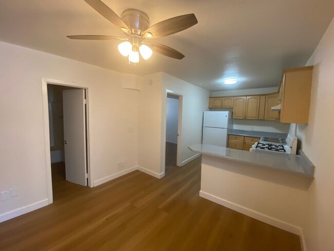 Primary Photo - 3859 35th St