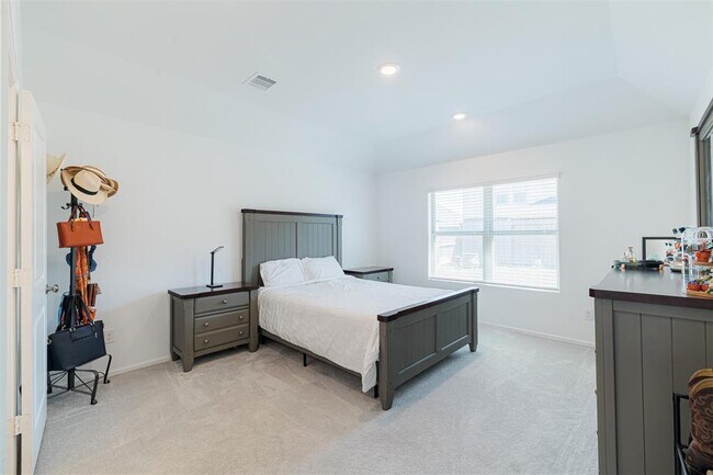 Building Photo - 31535 Beacon Cove Trl