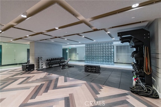 Building Photo - 400 S Broadway