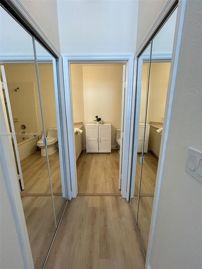 Building Photo - 12515 SW 124th Path