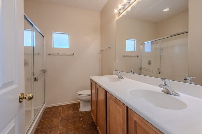 Building Photo - Great Rancho Sahuarita Home!!