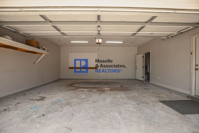 Building Photo - 4 Bed/3 Bath home Ashbrooke Subdivision Madison MS
