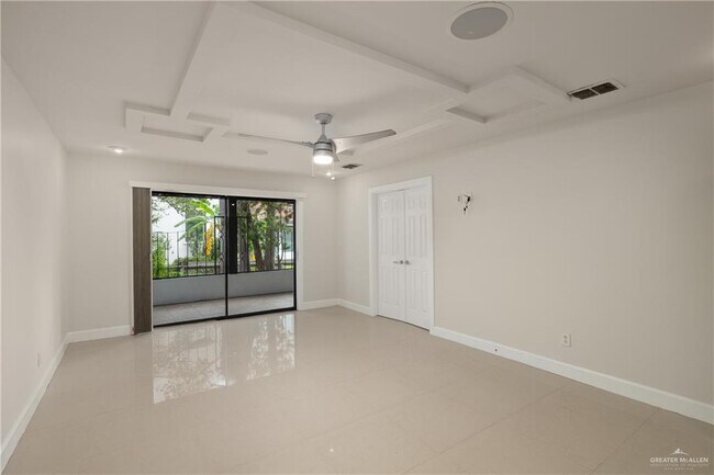 Building Photo - 26 Shasta Ave