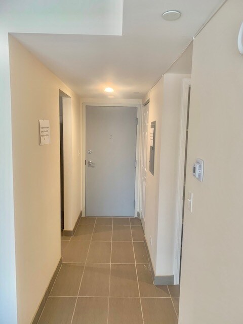 Building Photo - 5201 Carriage Way Dr