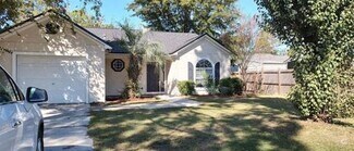 Building Photo - 1604 Vecuna Cir