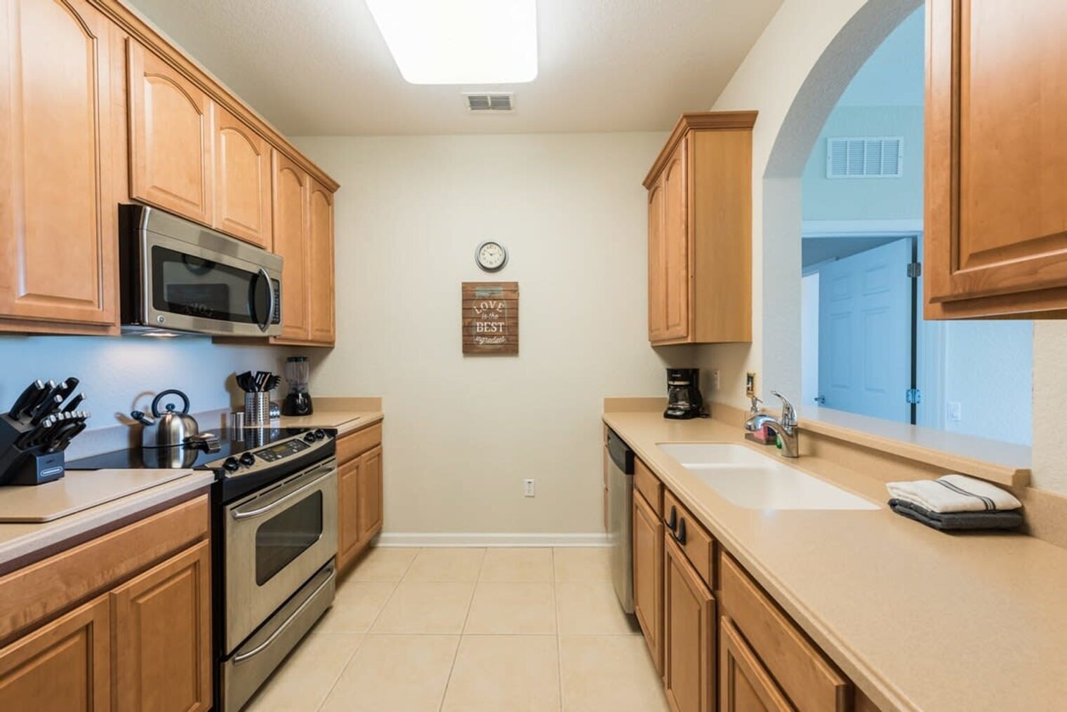 Building Photo - 4102 Breakview Dr