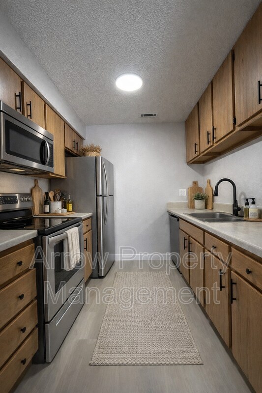 Building Photo - 2330 N 44th St