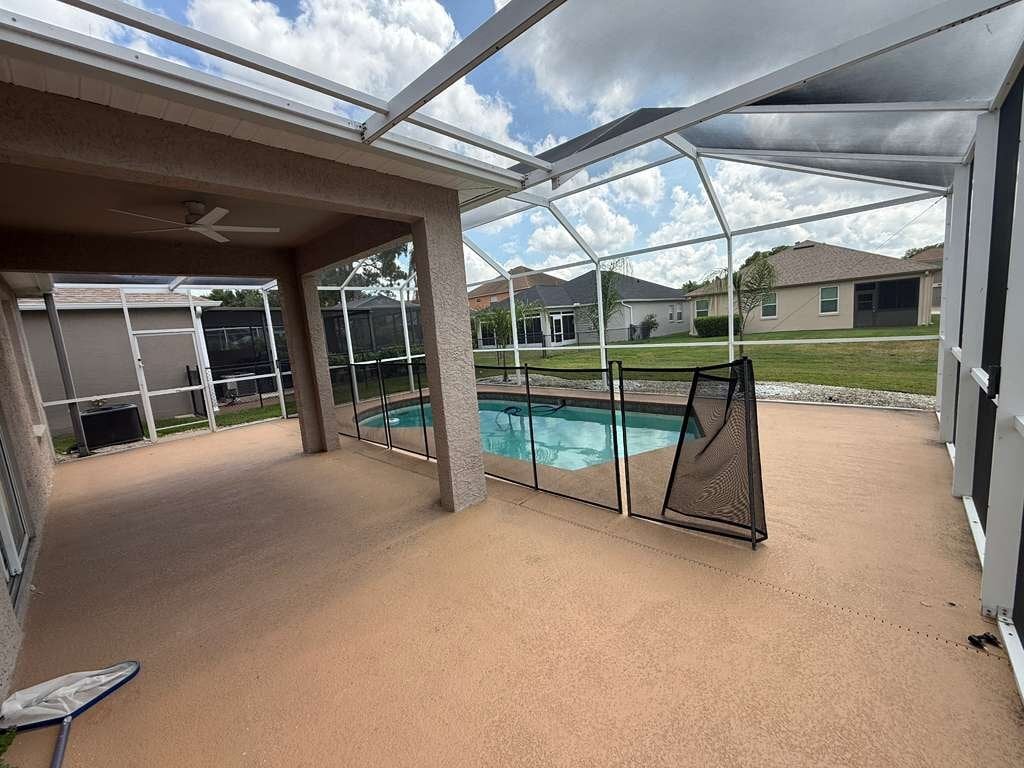 Building Photo - 1819 Lady Palm Ct