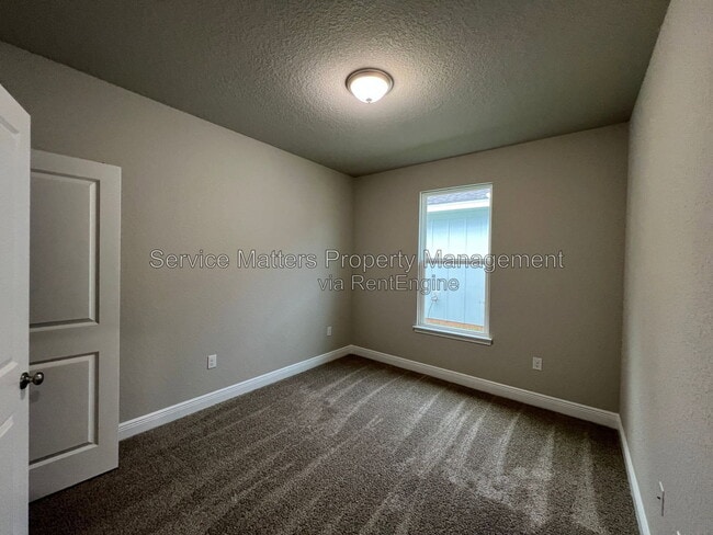 Building Photo - 5349 Parkside Dr