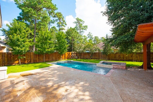 Building Photo - 46 N Planchard Cir