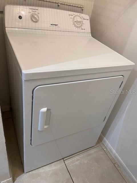 Building Photo - 6124 Westgate Dr