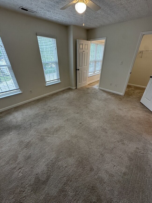Building Photo - 3120 Slippery Elm Dr