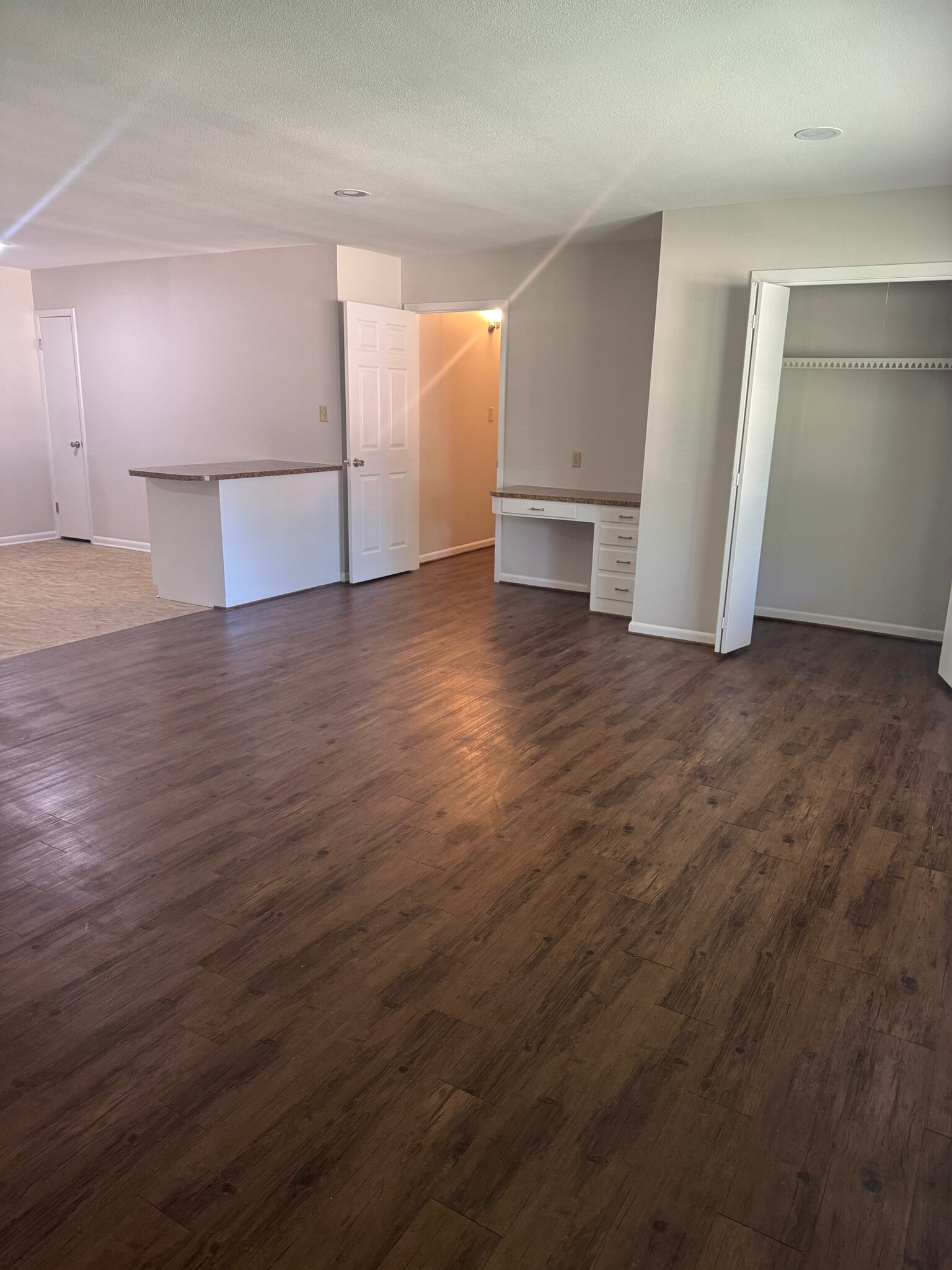 Building Photo - 219 Mitchell St