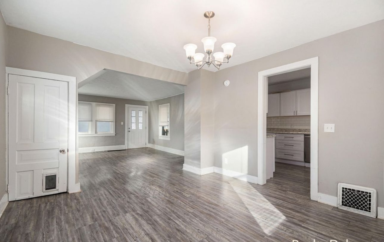 Building Photo - 778 Eleanor St NE