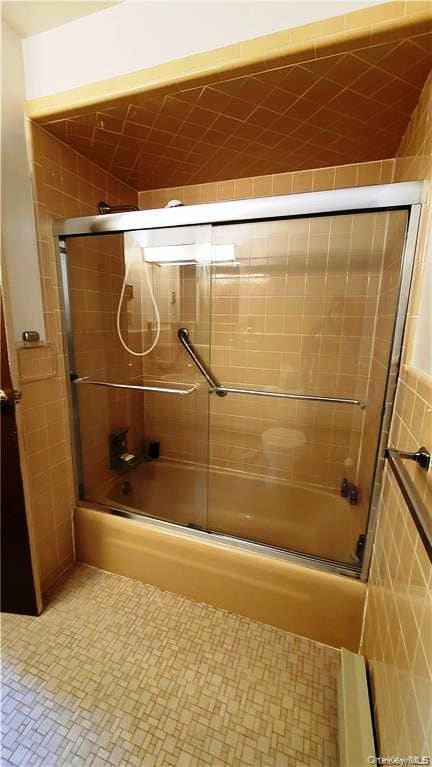 Building Photo - 52 Medallion Rd