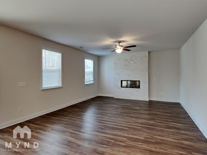 Building Photo - 71 Dew Drop Ln