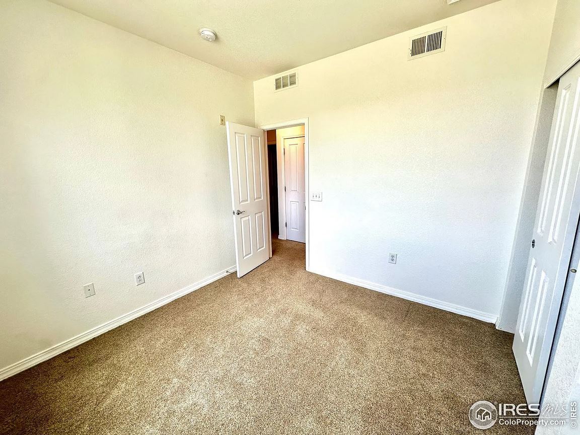 Building Photo - 2133 Krisron Rd