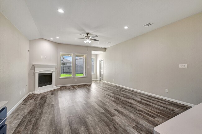 Building Photo - 4119 Prairie Landing Ln