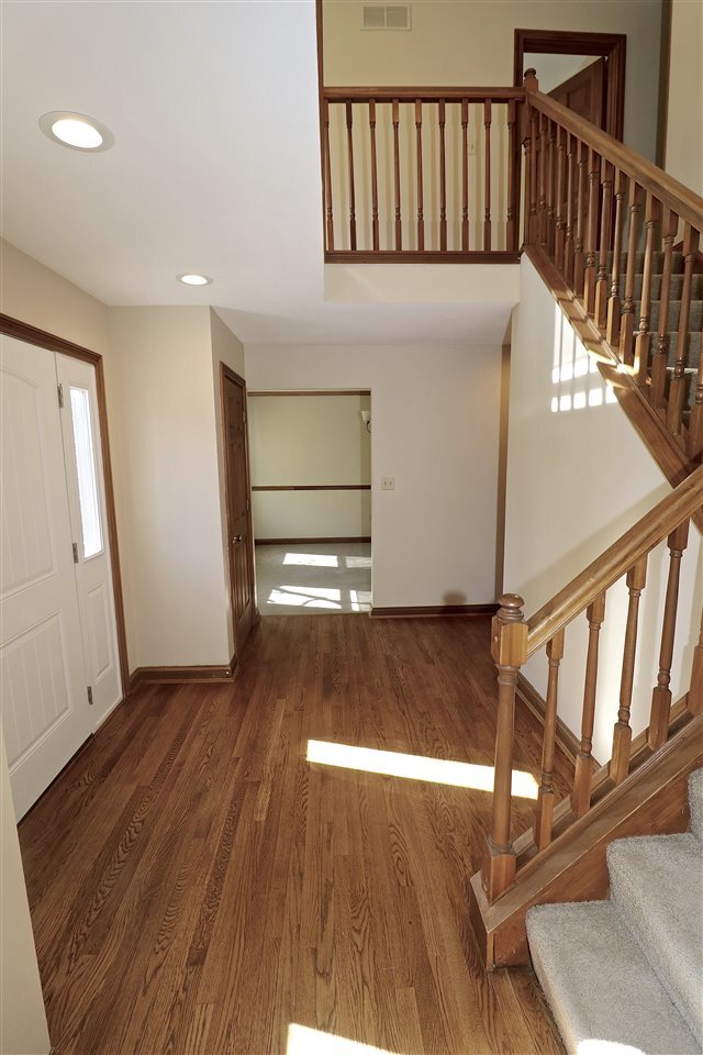 Building Photo - 632 Frogtown Rd