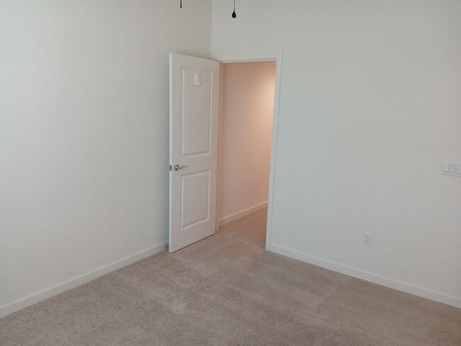 Building Photo - 1284 Warmth Ct