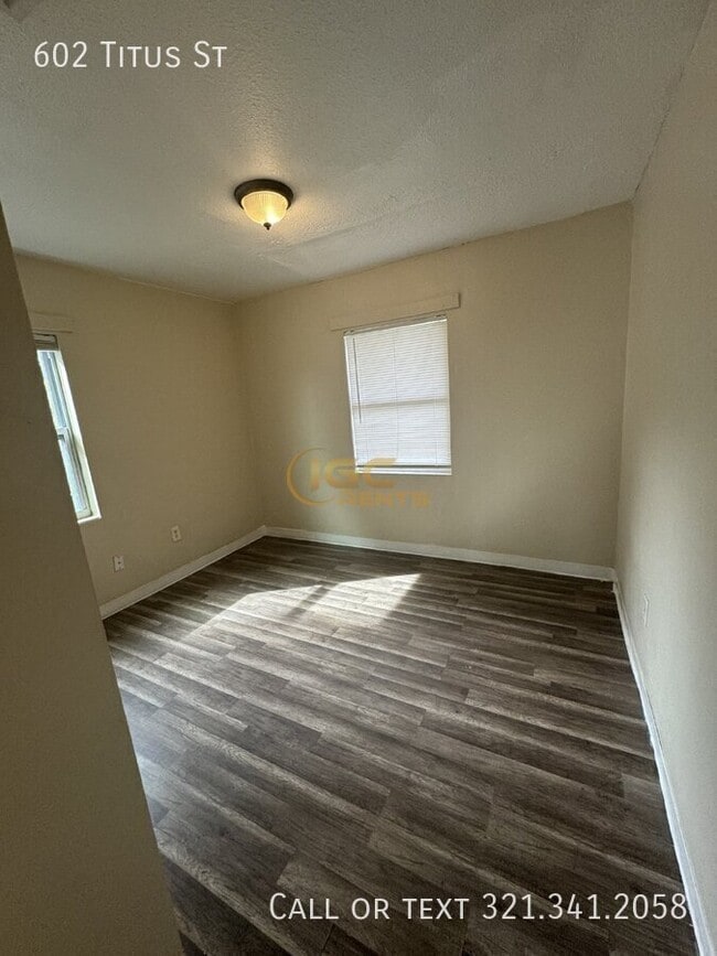 Building Photo - 602 Titus St